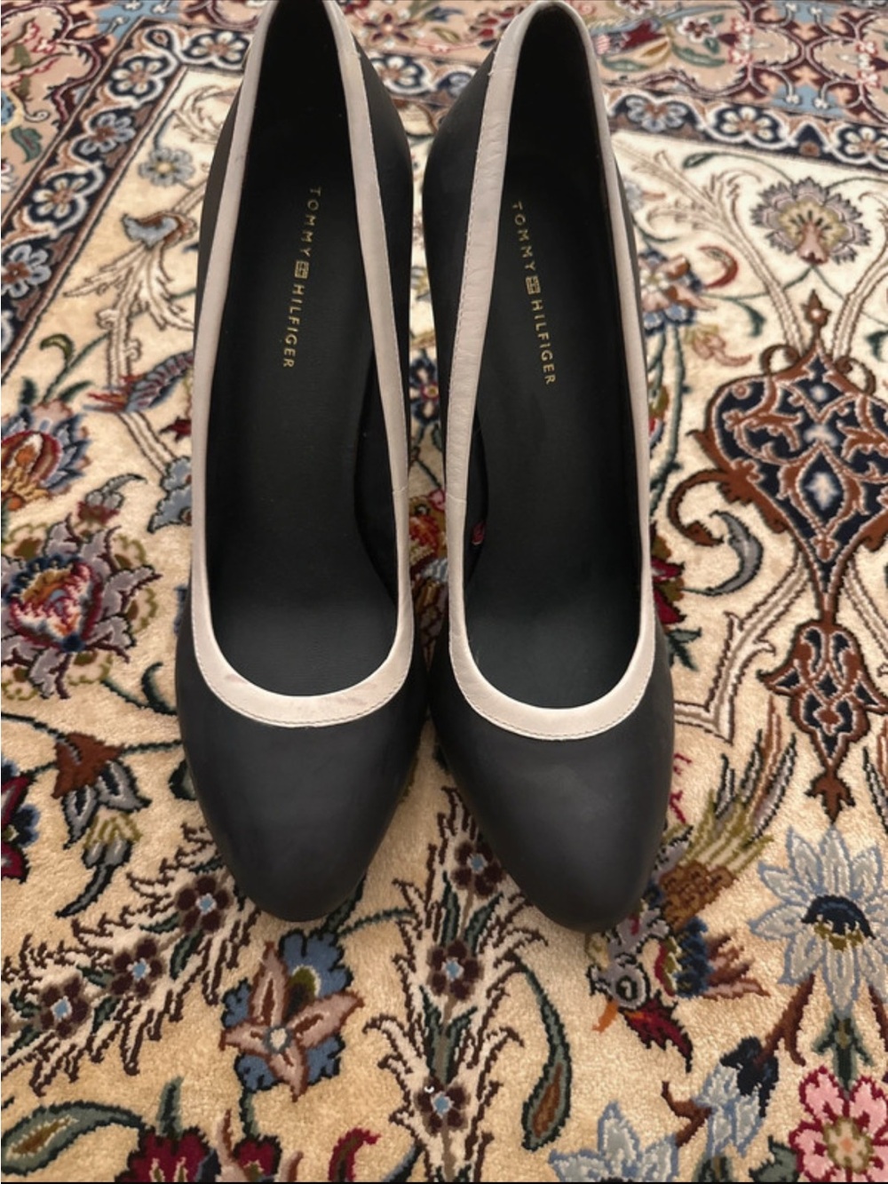 Tommy Hilfiger Black Pumps with Cream Trim